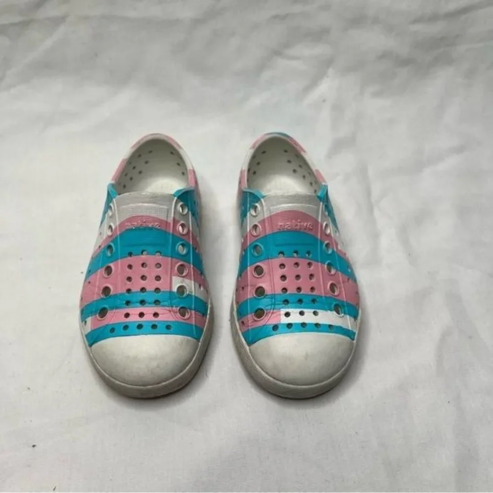 Native Kids Pink Blue Stripe Jefferson Slip-On water outdoor Shoes Child size 7